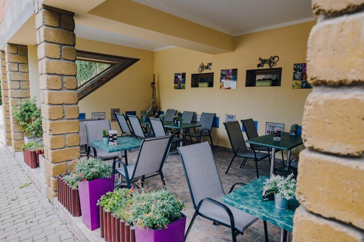 Point Pension Brno Bagian luar foto